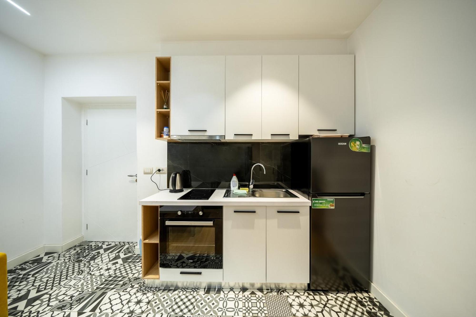 Cosy Urban Central Apartment Tirana Exterior foto